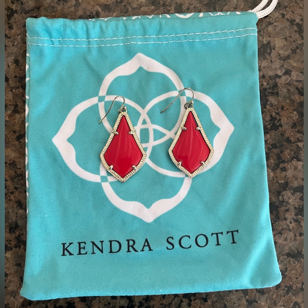 Red Kendra Scott drop earrings